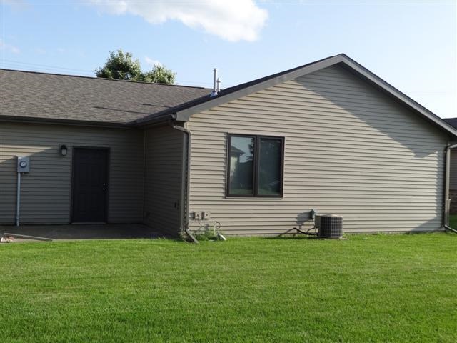1255 Newcastle Road Washington, IL 61571 - Photo 19 of 19 Gallery Image 19