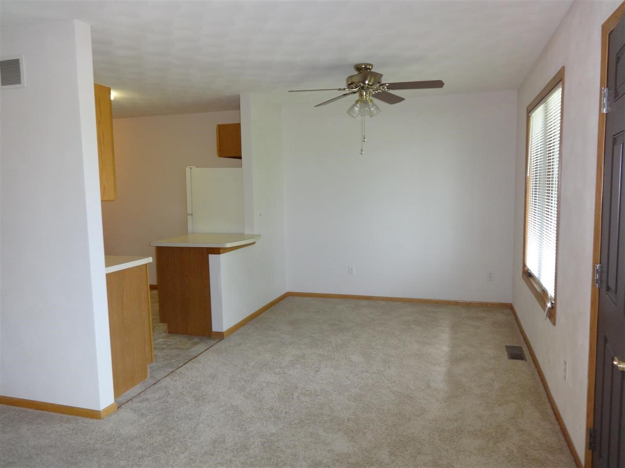 1255 Newcastle Road Washington, IL 61571 - Photo 10 of 19 Gallery Image 10