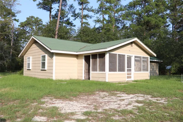 $1,450 | 20 White Oak Drive, Unit A, Huntsville, TX 77320