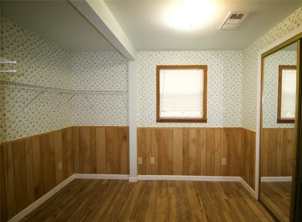$1,450 | 20 White Oak Drive, Unit A, Huntsville, TX 77320