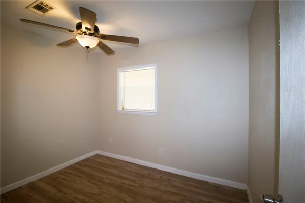 $1,450 | 20 White Oak Drive, Unit A, Huntsville, TX 77320