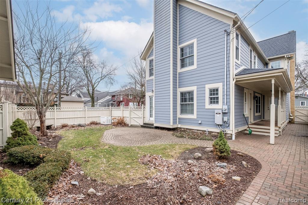 302 West 3rd Street Rochester, MI 48307 - Photo 65 of 74 Gallery Image 65