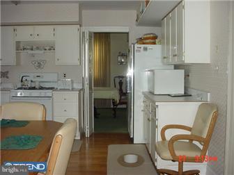6 Chesterfield Road Sewell, NJ 08080 - Photo 6 of 8 Kitchen