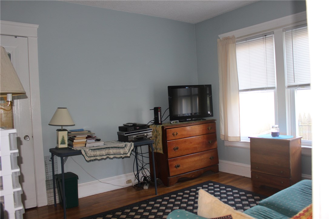 130 Dexterdale Road Providence, RI 02906 - Photo 16 of 30 Gallery Image 16