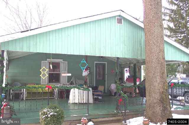 1607 East Canal Road Dover, PA 17315 - Photo 4 of 9 Gallery Image 4