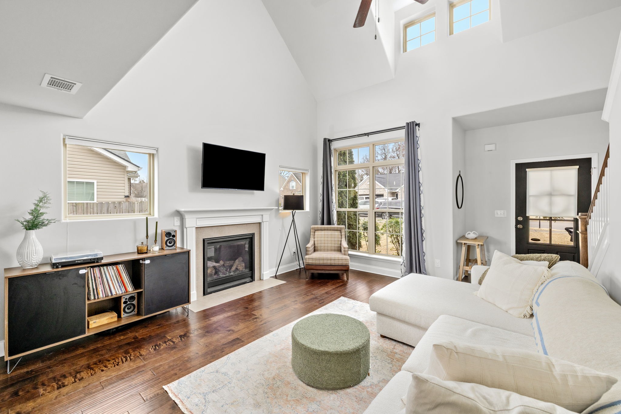 1036 Daniel Lane Spring Hill, TN 37174 - Photo 5 of 23