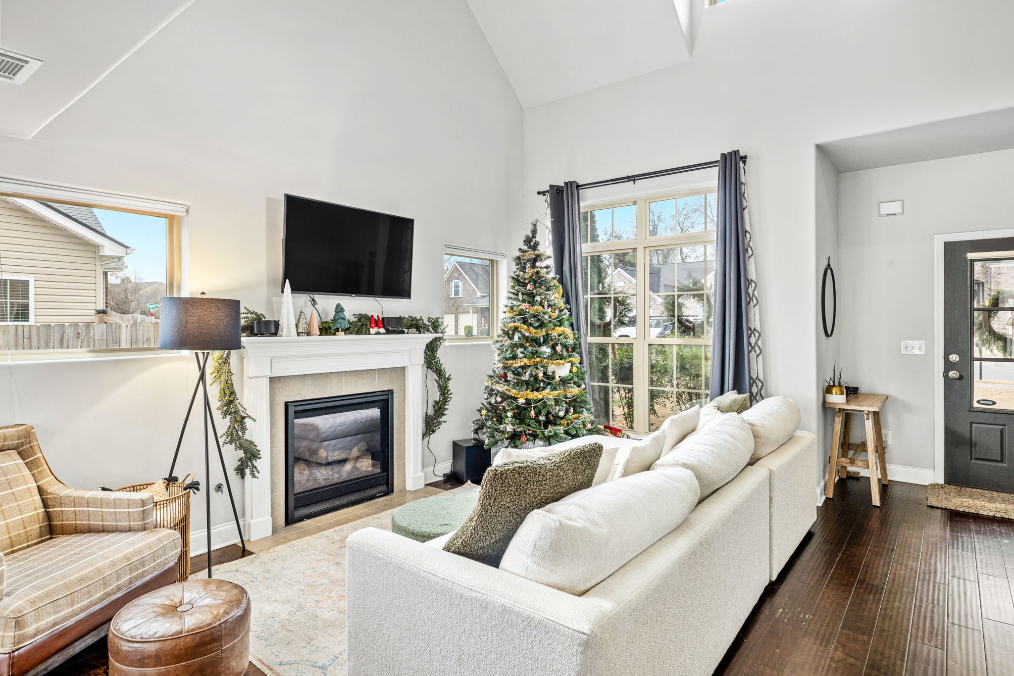 1036 Daniel Lane Spring Hill, TN 37174 - Photo 5 of 22