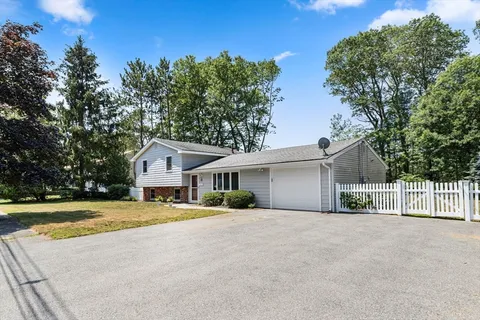 $849,000 | 62 Catherine Drive, Peabody, MA 01960
