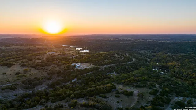 $1,849,000 | 582 Delaware Creek Road, Boerne, TX 78006