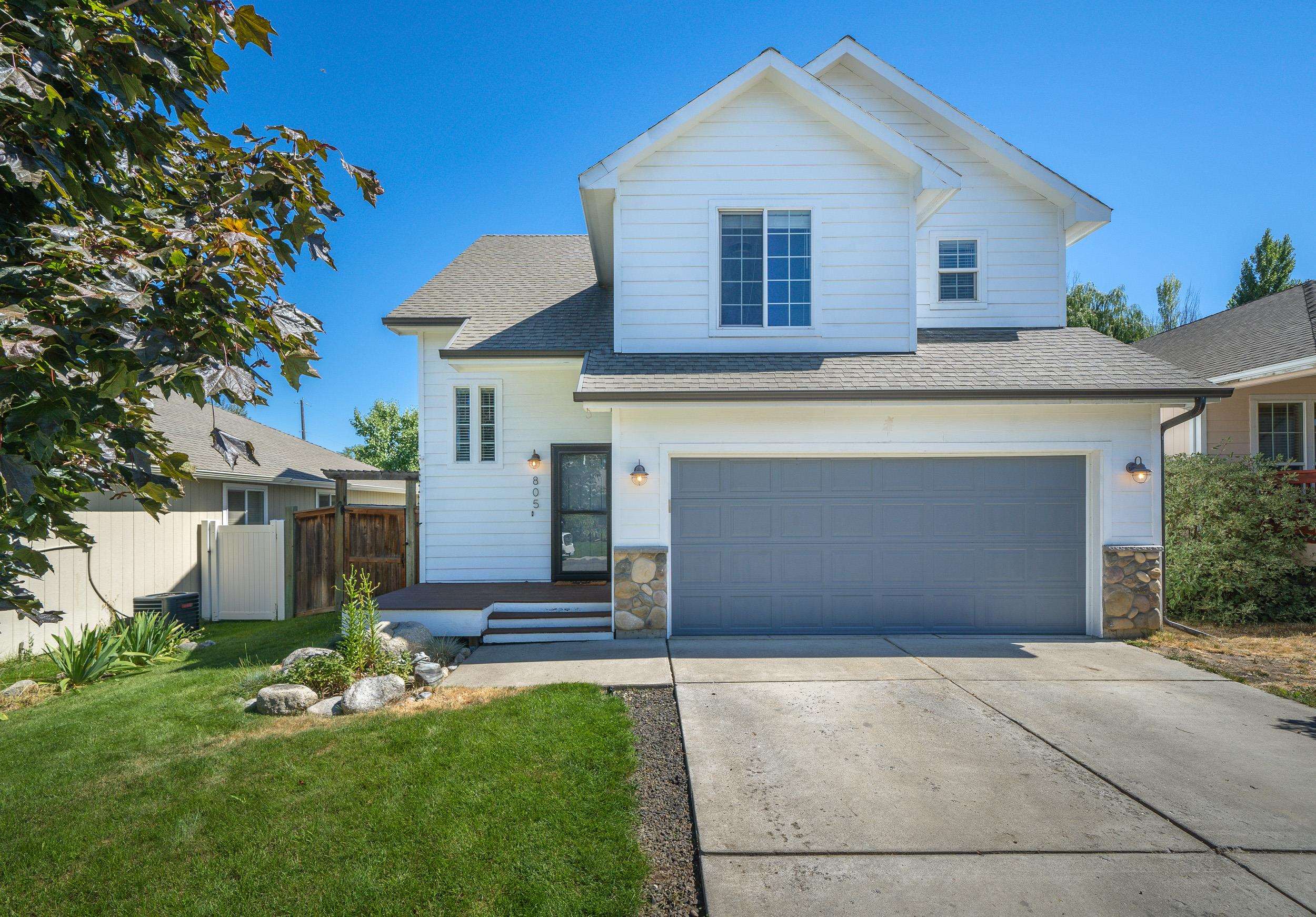 805 South Rees Lane Spokane Valley, WA 99037 - Photo 1 of 33
