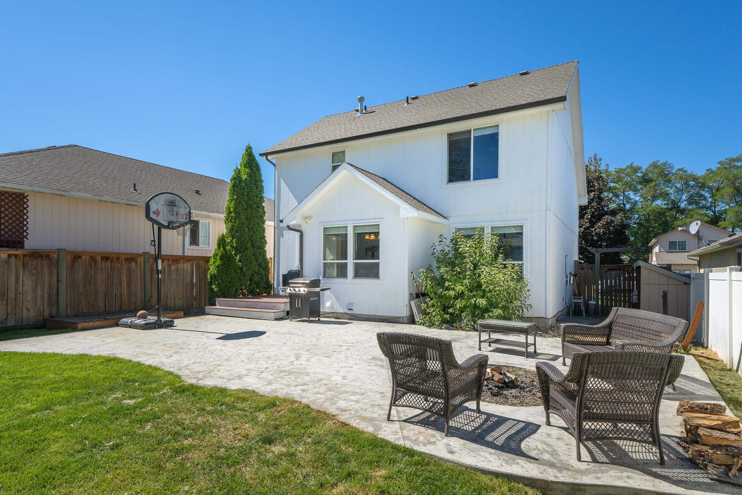 805 South Rees Lane Spokane Valley, WA 99037 - Photo 25 of 33