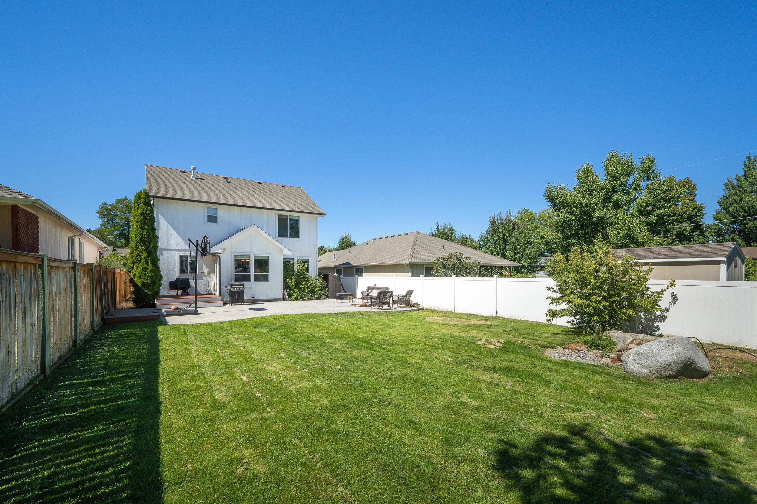 805 South Rees Lane Spokane Valley, WA 99037 - Photo 30 of 33