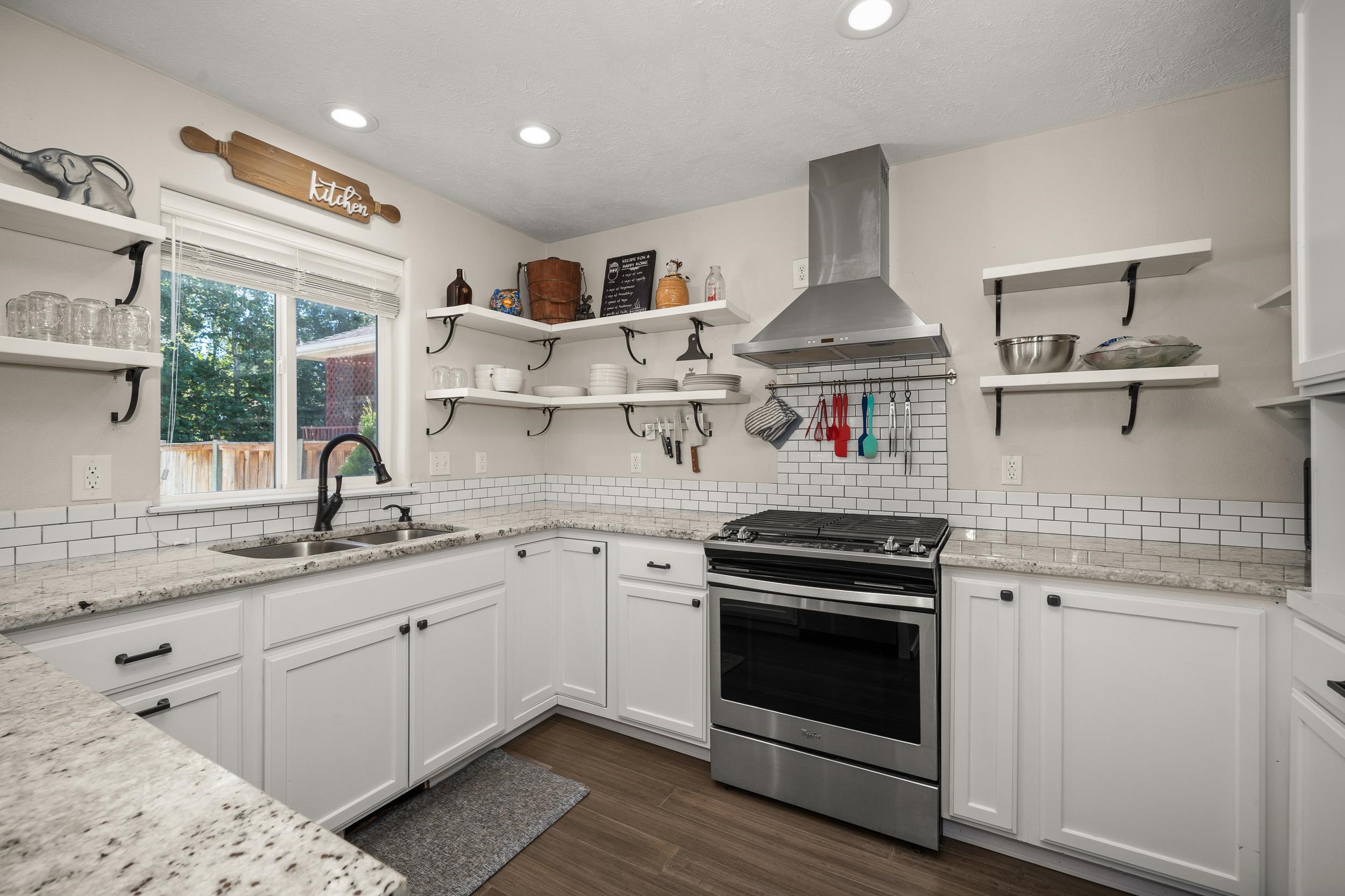 805 South Rees Lane Spokane Valley, WA 99037 - Photo 9 of 33