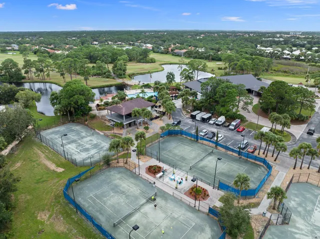 $375,000 | 435 Southwest Jefferson Circle, Port St. Lucie, FL 34986