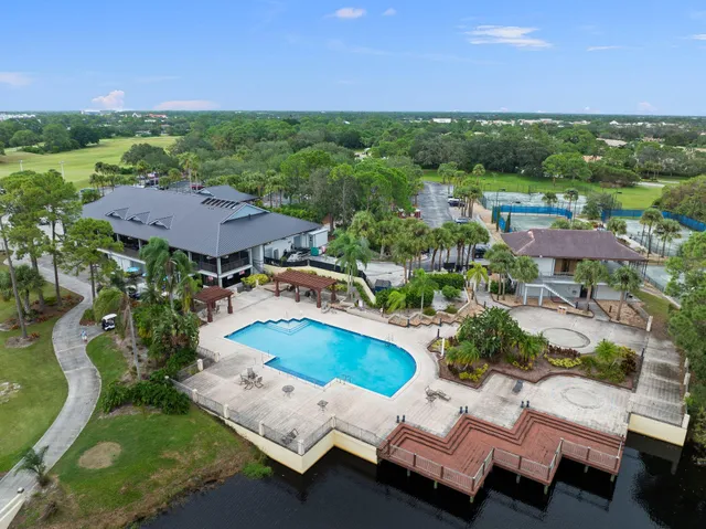 $375,000 | 435 Southwest Jefferson Circle, Port St. Lucie, FL 34986