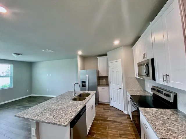 $2,000 | 737 Legacy Drive, Davenport, FL 33896