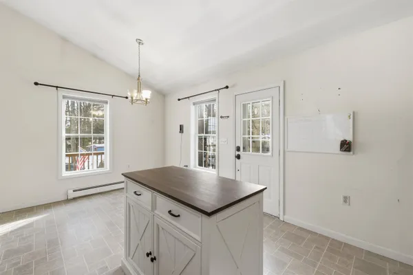 $394,999 | 2 Oak Court, Northwood, NH 03261