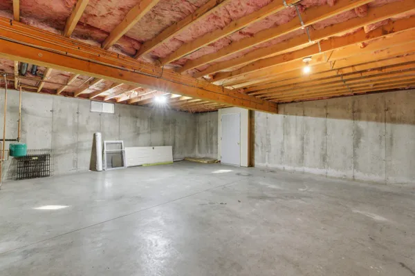 $394,999 | 2 Oak Court, Northwood, NH 03261