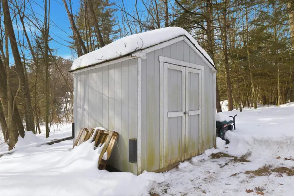 $394,999 | 2 Oak Court, Northwood, NH 03261