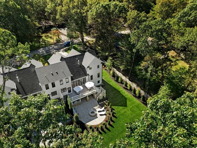 $2,179,000 | 18 Overlook Drive, Unit 1, Bedford, MA 01730