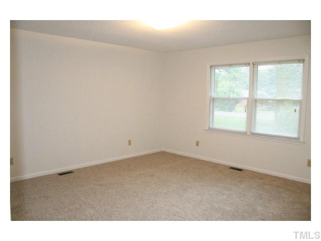 8581 Applewhite Road Wendell, NC 27591 - Photo 11 of 18 Gallery Image 11