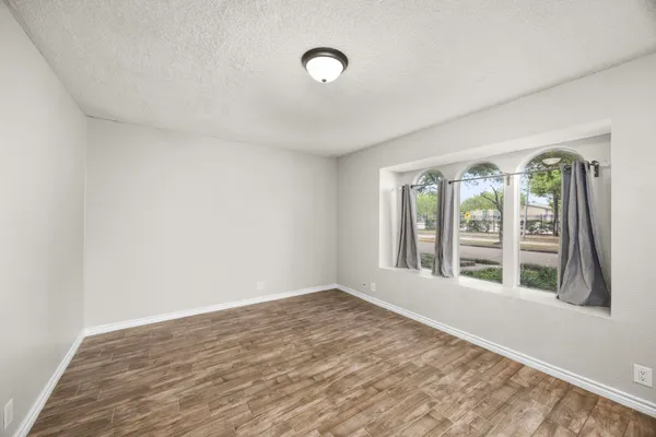 $1,550 | 11002 Hammerly Boulevard, Unit 214, Houston, TX 77043