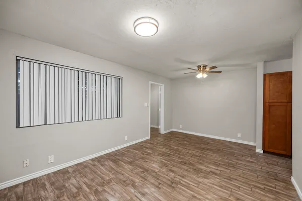 $1,550 | 11002 Hammerly Boulevard, Unit 214, Houston, TX 77043