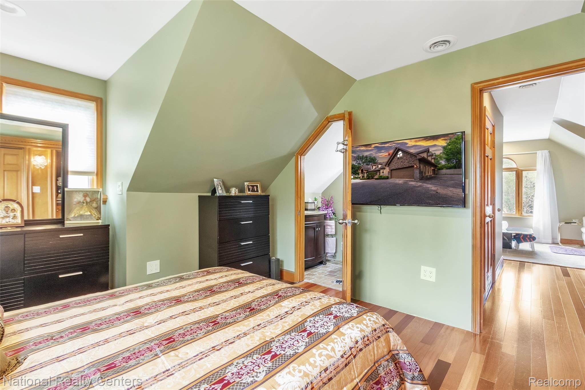 4530 Pickering Road Bloomfield Hills, MI 48301 - Photo 49 of 87 Lang-Estates-Clarkston-4530-Pickering-Rd-Luxury-Home-For-Sale-Bloomfield-Hills (49).jpg