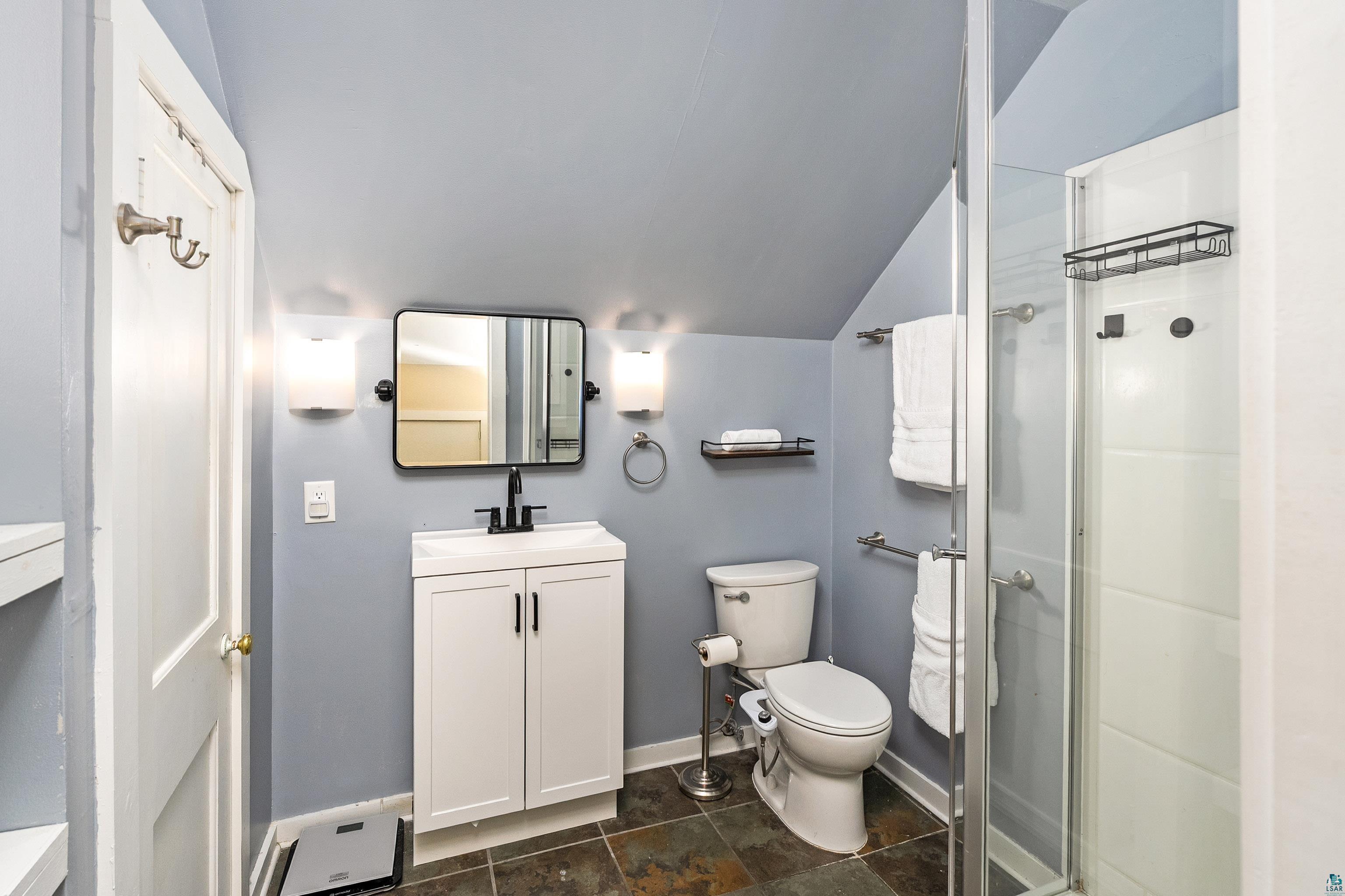 2001 East 9th Street Duluth, MN 55812 - Photo 24 of 29