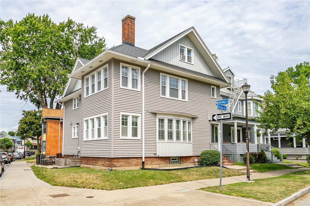 525 Oxford Street Rochester, NY 14607 - Photo 1 of 33