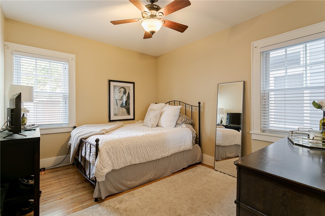 525 Oxford Street Rochester, NY 14607 - Photo 14 of 33