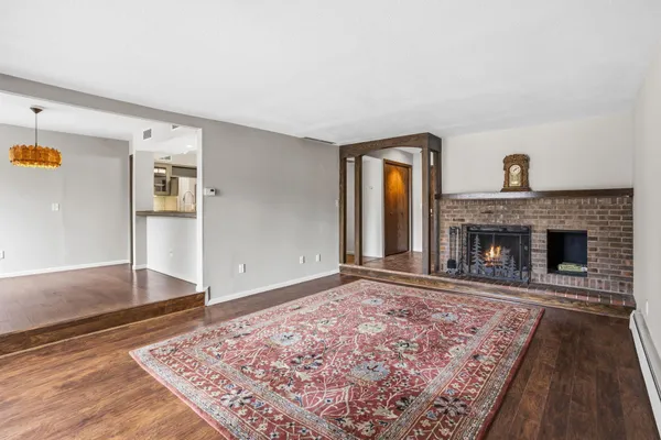 $220,000 | 6115 Lincoln Drive, Unit 152, Edina, MN 55436