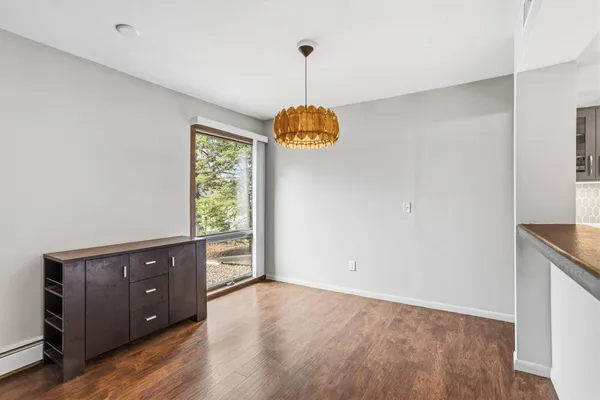 $220,000 | 6115 Lincoln Drive, Unit 152, Edina, MN 55436