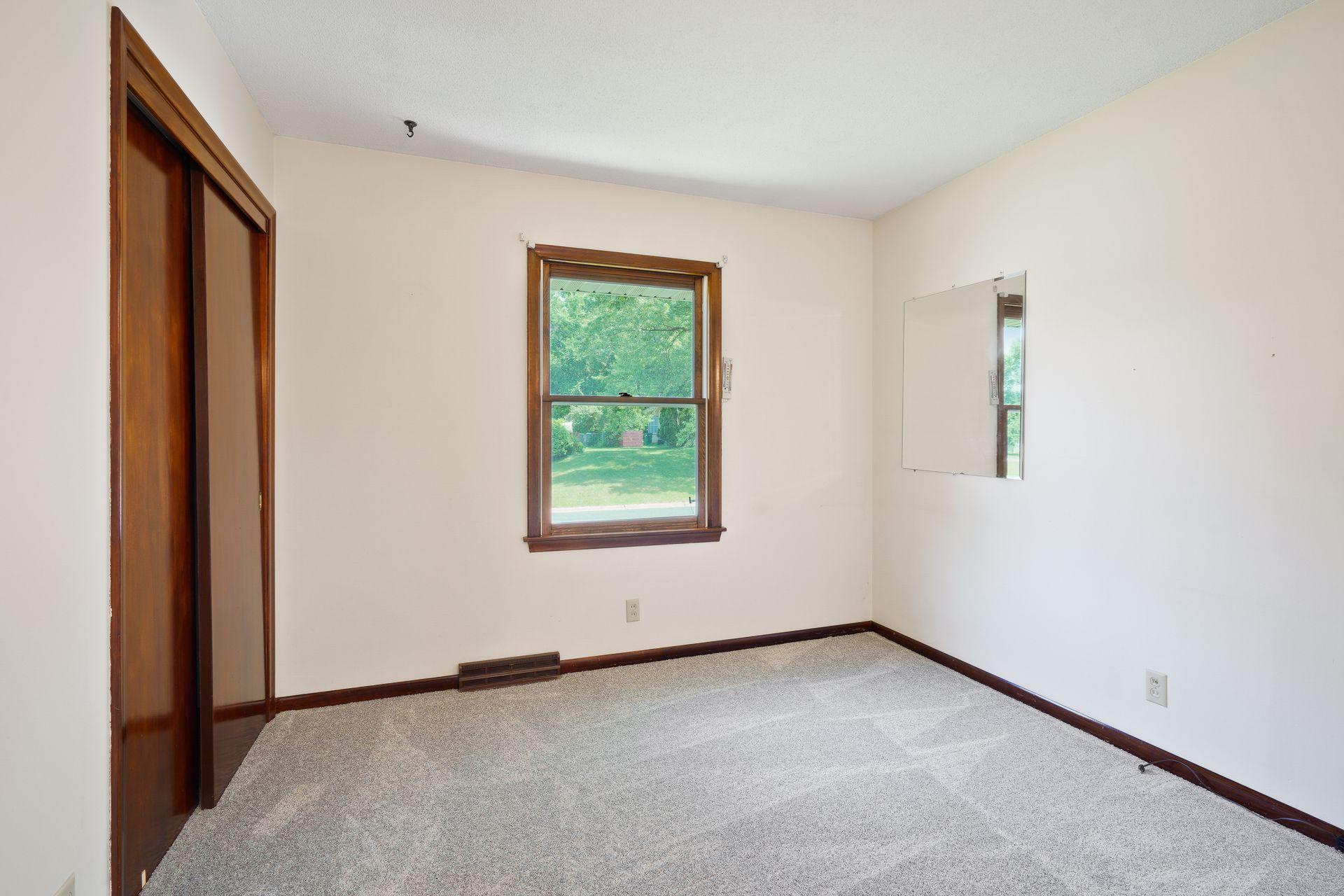 8708 Poplar Bridge Road Bloomington, MN 55437 - Photo 28 of 40 Gallery Image 28