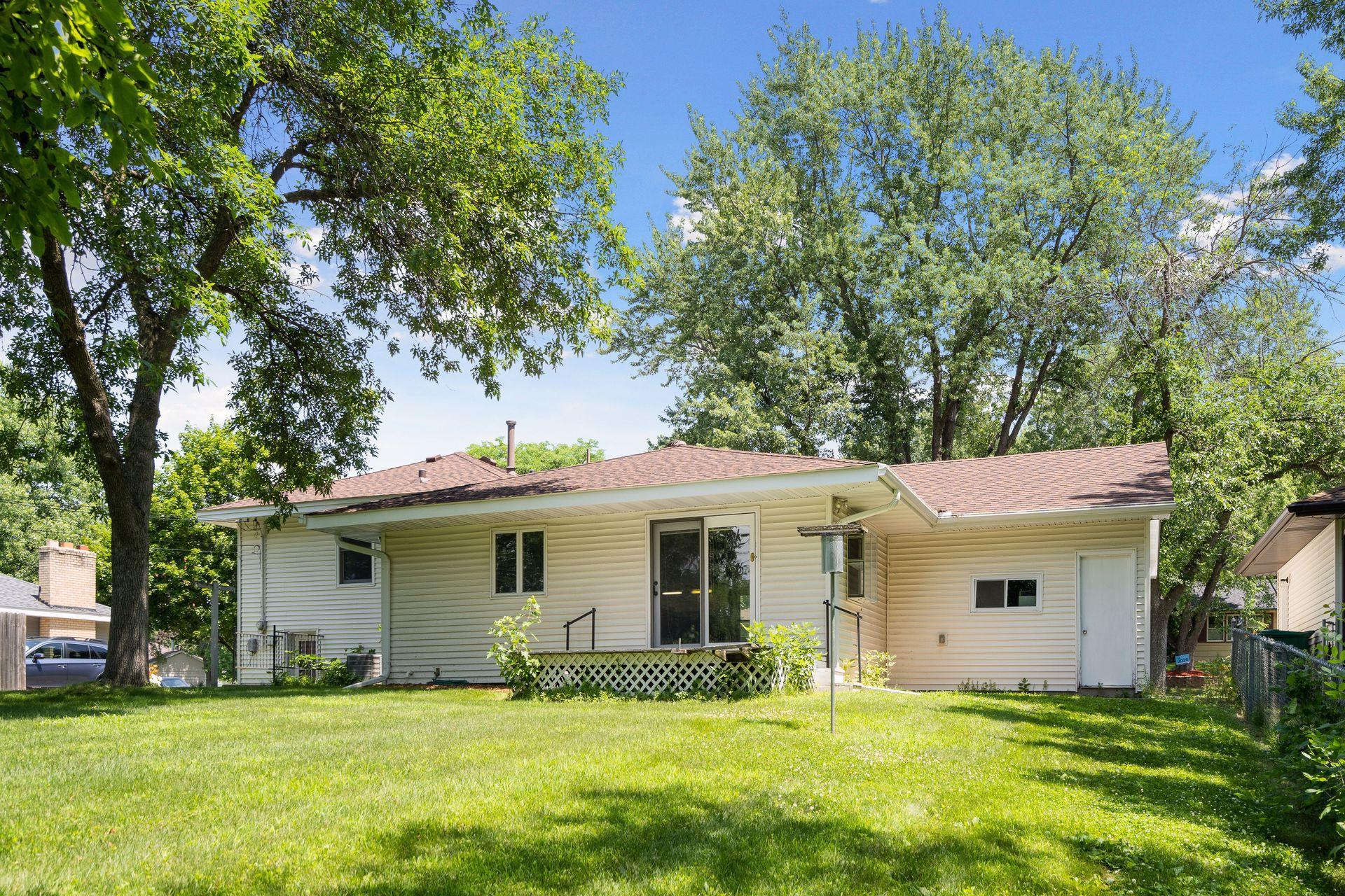 8708 Poplar Bridge Road Bloomington, MN 55437 - Photo 39 of 40 Gallery Image 39