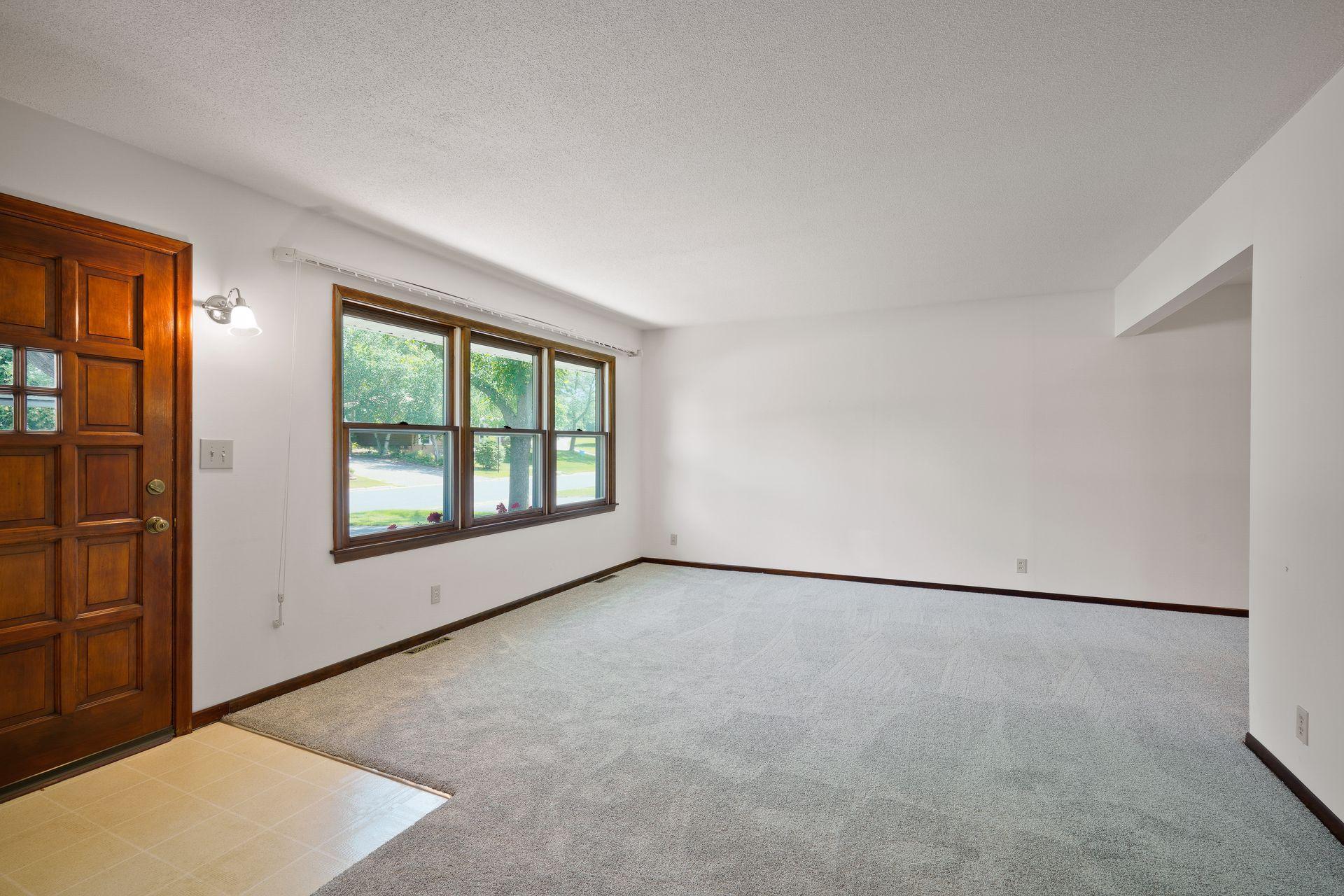 8708 Poplar Bridge Road Bloomington, MN 55437 - Photo 7 of 40 Gallery Image 7