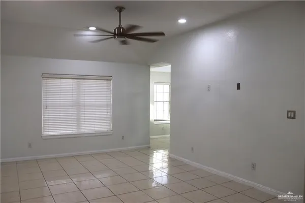 $1,800 | 3804 West Kerria Avenue, McAllen, TX 78501