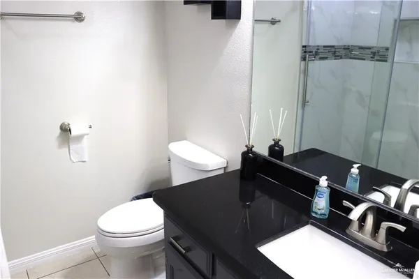 $1,800 | 3804 West Kerria Avenue, McAllen, TX 78501