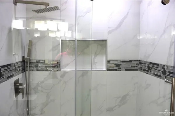 $1,800 | 3804 West Kerria Avenue, McAllen, TX 78501