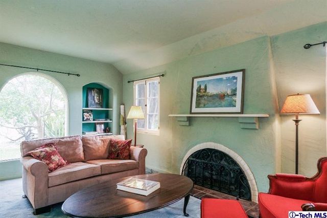 $699,000 | 1977 El Molino Avenue, Altadena, CA 91001