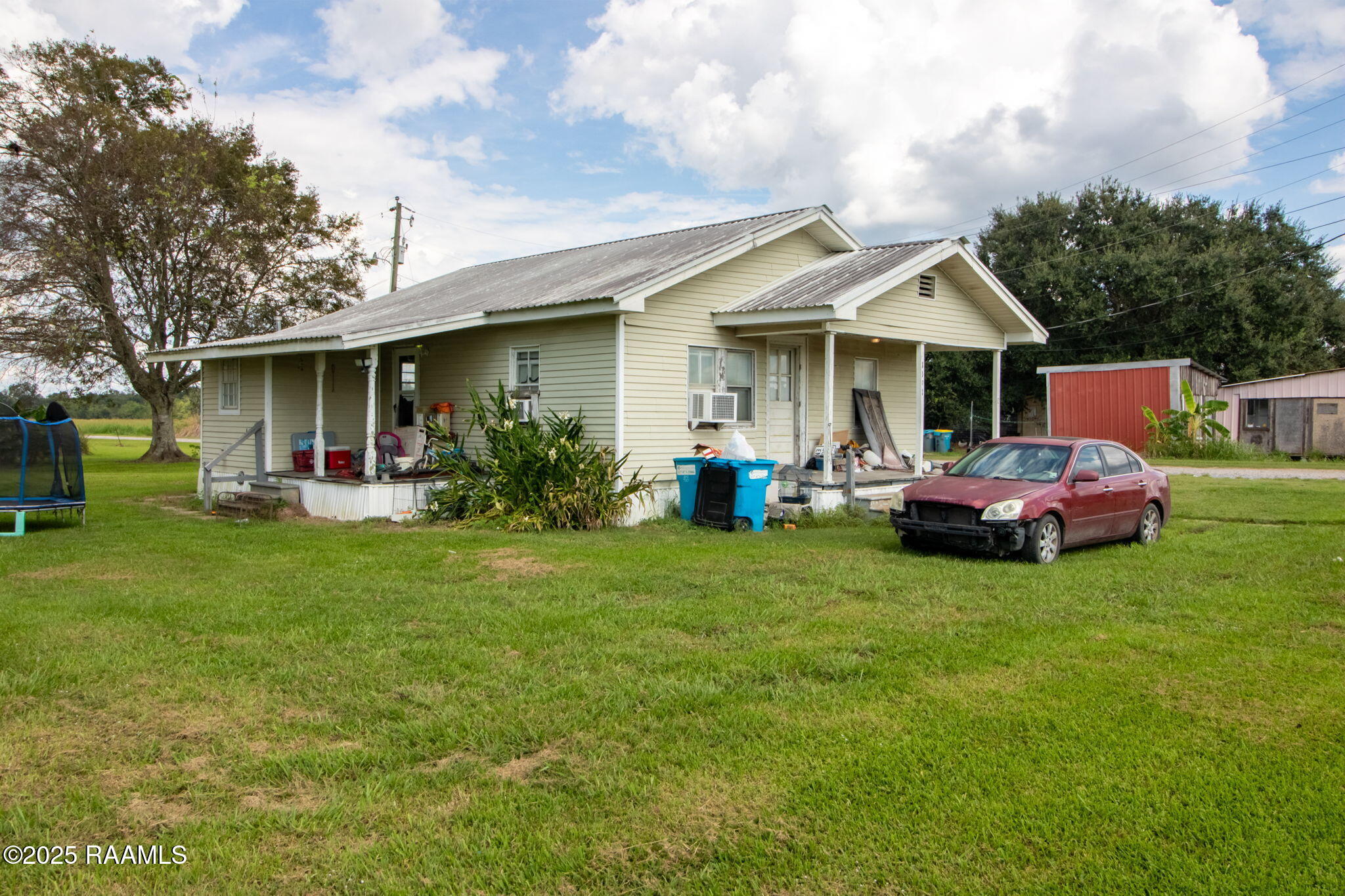 1171 B B Senior High Road Breaux Bridge, LA 70517 - Photo 4 of 9 7-web-or-mls-1169 B B Senior High Rd-2