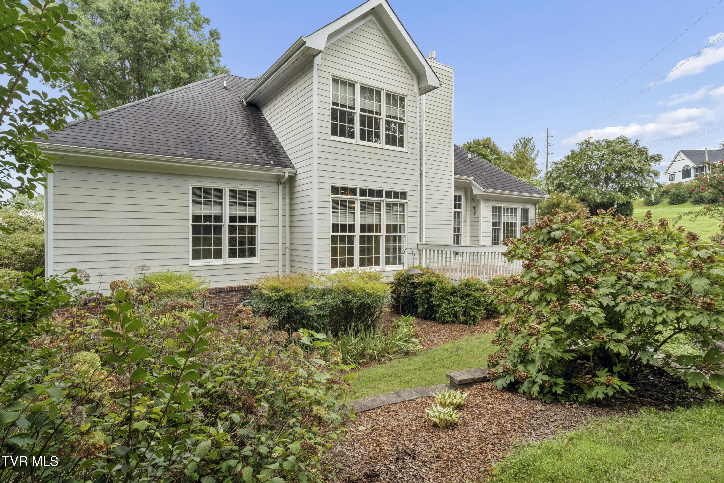 13 Hunters Ridge Road Johnson City, TN 37604 - Photo 12 of 65 HuntersRidge-53