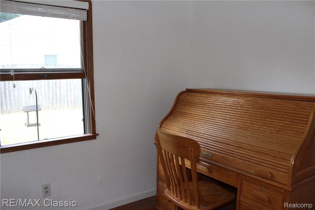 9128 Forest Road Whitmore Lake, MI 48189 - Photo 15 of 20 IMG_2108.JPG
