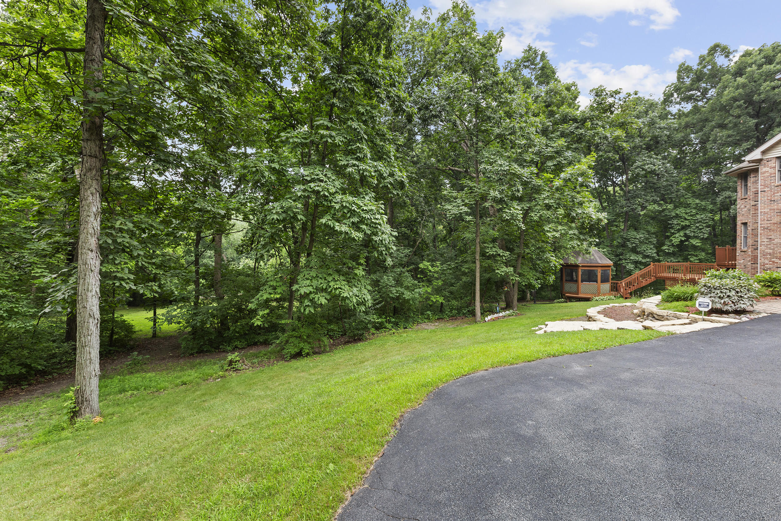 11458 Burr Street Crown Point, IN 46307 - Photo 40 of 43 2500x1667