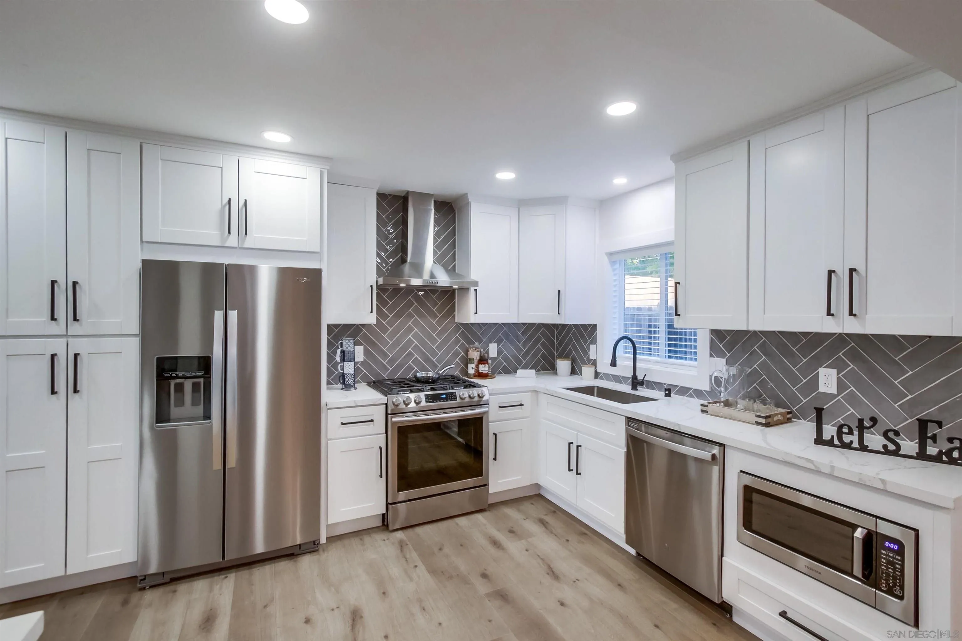 2343 Dryden Road El Cajon, CA 92020 - Photo 7 of 29 Gallery Image 7
