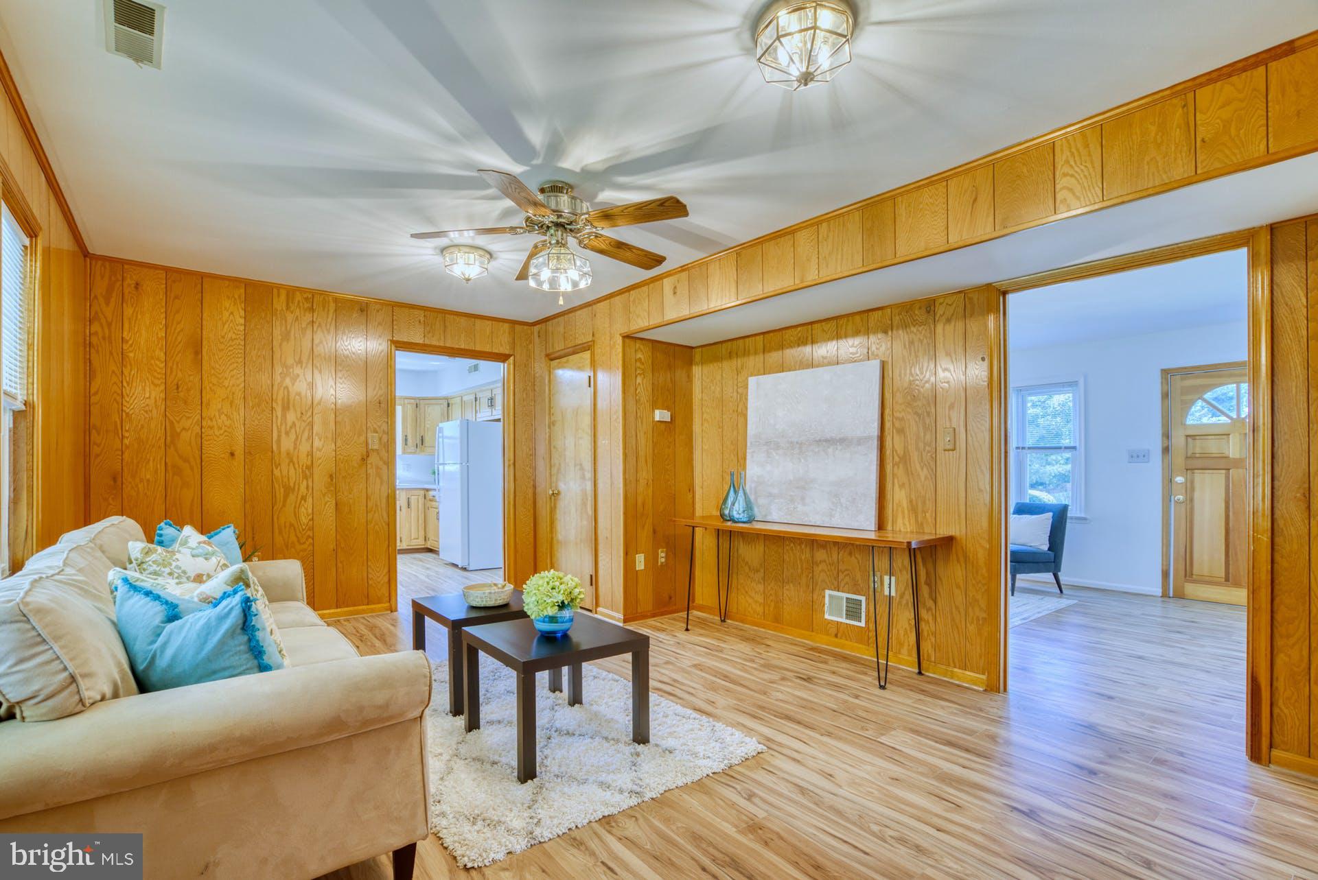 7719 Fordson Road Alexandria, VA 22306 - Photo 13 of 40 Family room