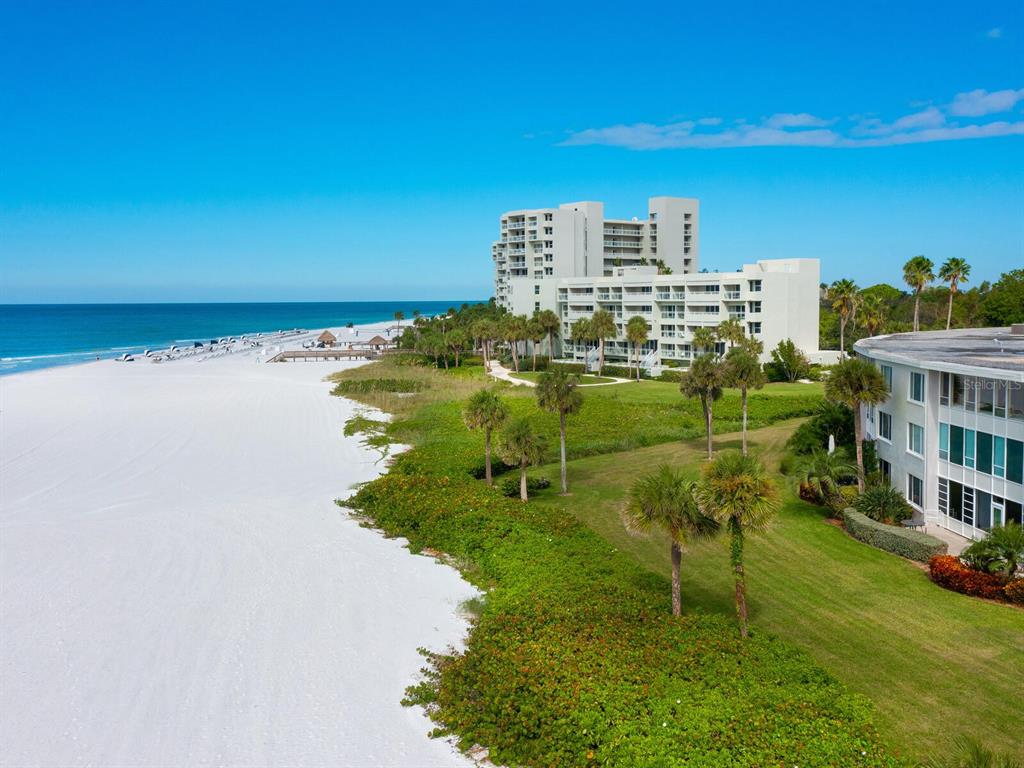 100 Sands Point Road, Unit 305 Longboat Key, FL 34228 - Photo 33 of 65 Gallery Image 33