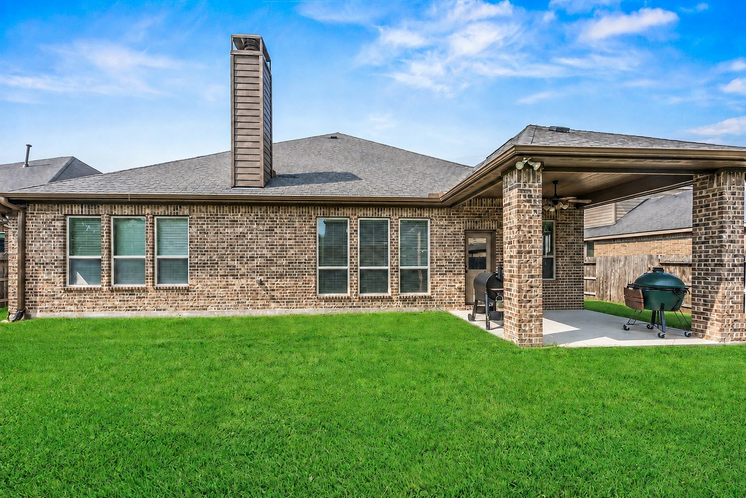 8126 Threadtail Street Conroe, TX 77385 - Photo 21 of 25 Gallery Image 21