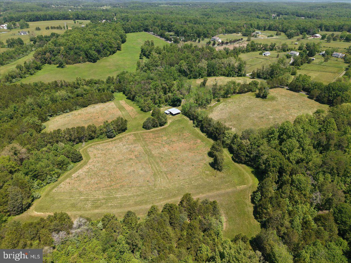 4266 Indian Run Road Amissville, VA 20106 - Photo 10 of 17 a view of a yard