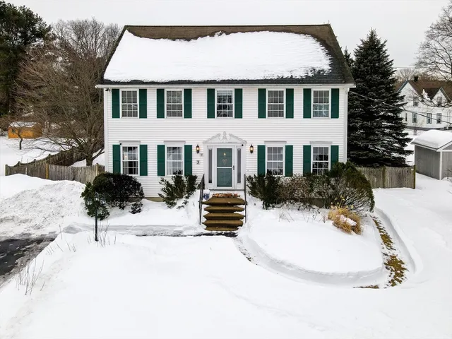 $799,900 | 3 Molloy Road, Wilmington, MA 01887